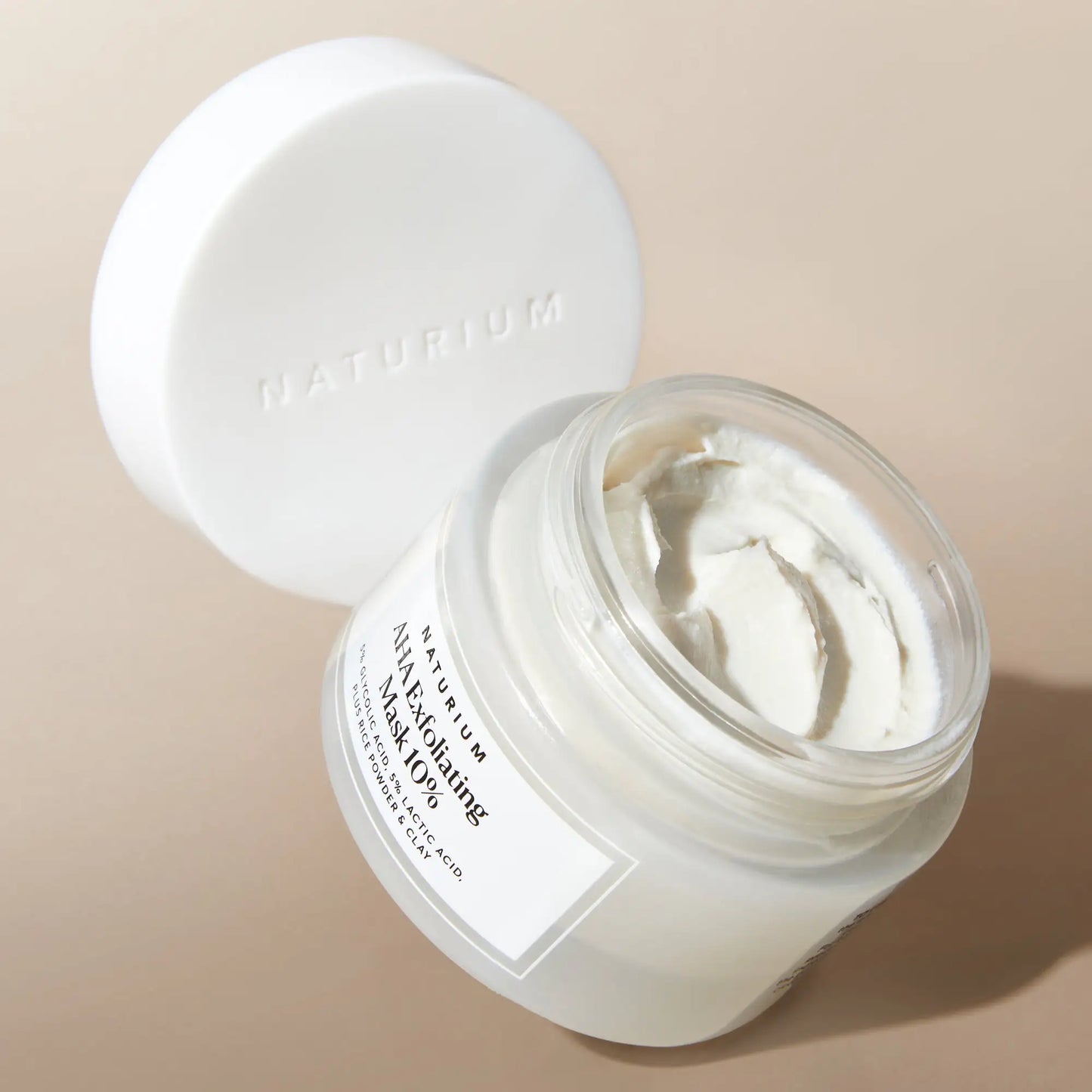 aha-exfoliating-mask-10-f0 AHAmask_0957-crop.webp