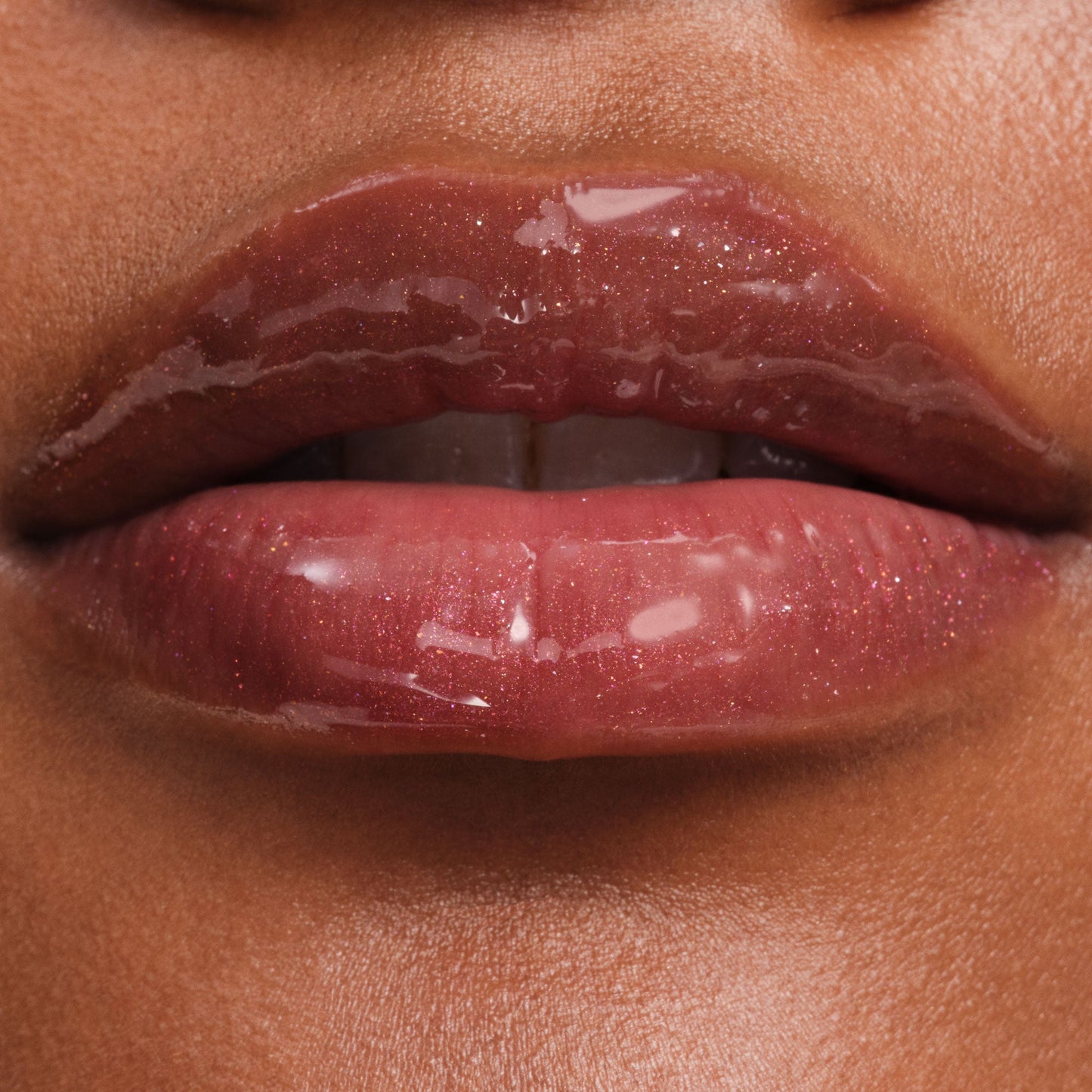 phyto-glow-lip-balm-shimmer-galaxy-p7 NATR-10137-Phyto-Glow-Lip-Hover-Galaxy.jpg