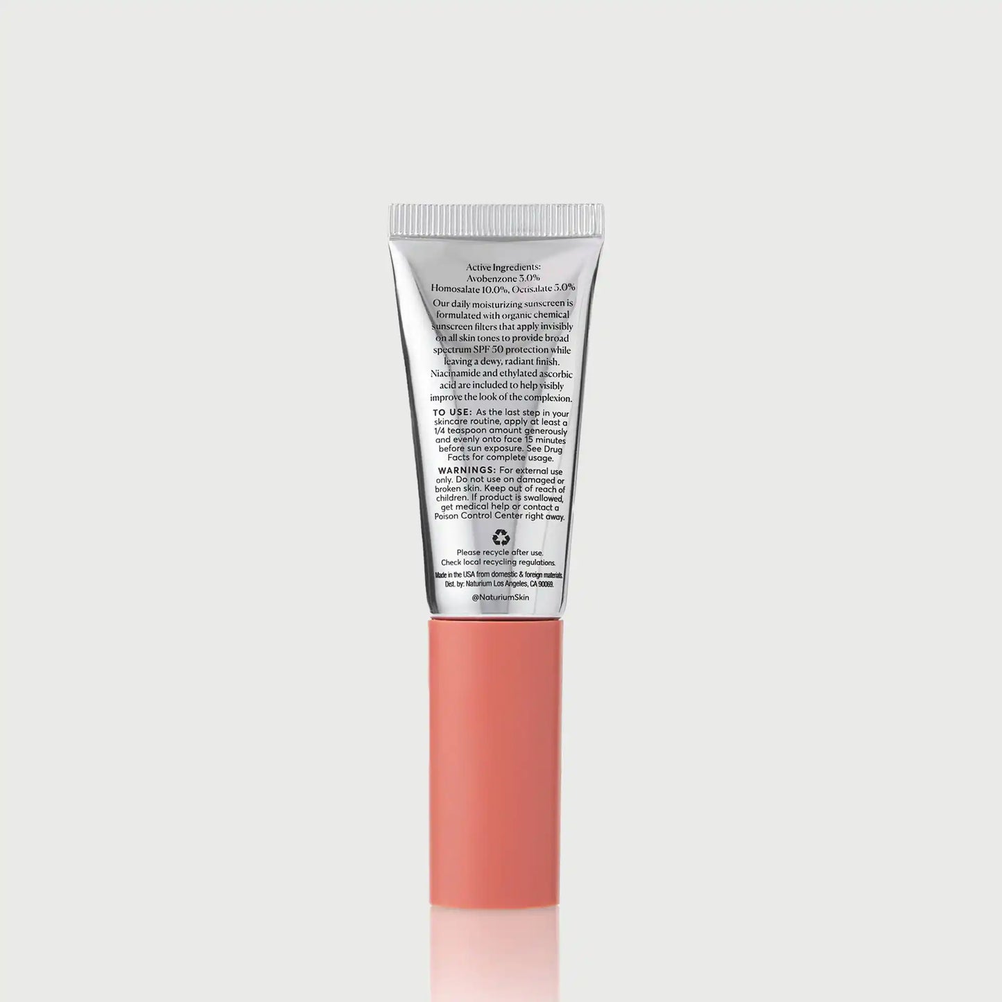 dew-glow-moisturizer-spf-50-travel-size-z8 NATR-10157_Dew-Glow-Moisturizer-SPF-50-Mini_back_capon_bonebkgd_d7cb9bbb-e294-42e2-8d5a-28c73c09b5b5.webp